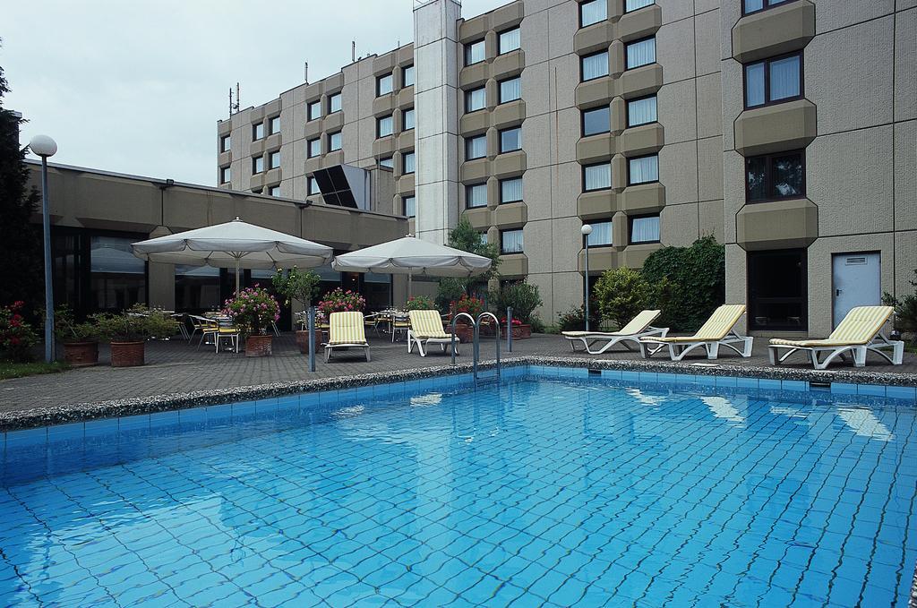 Mercure Airport Tegel 4*
